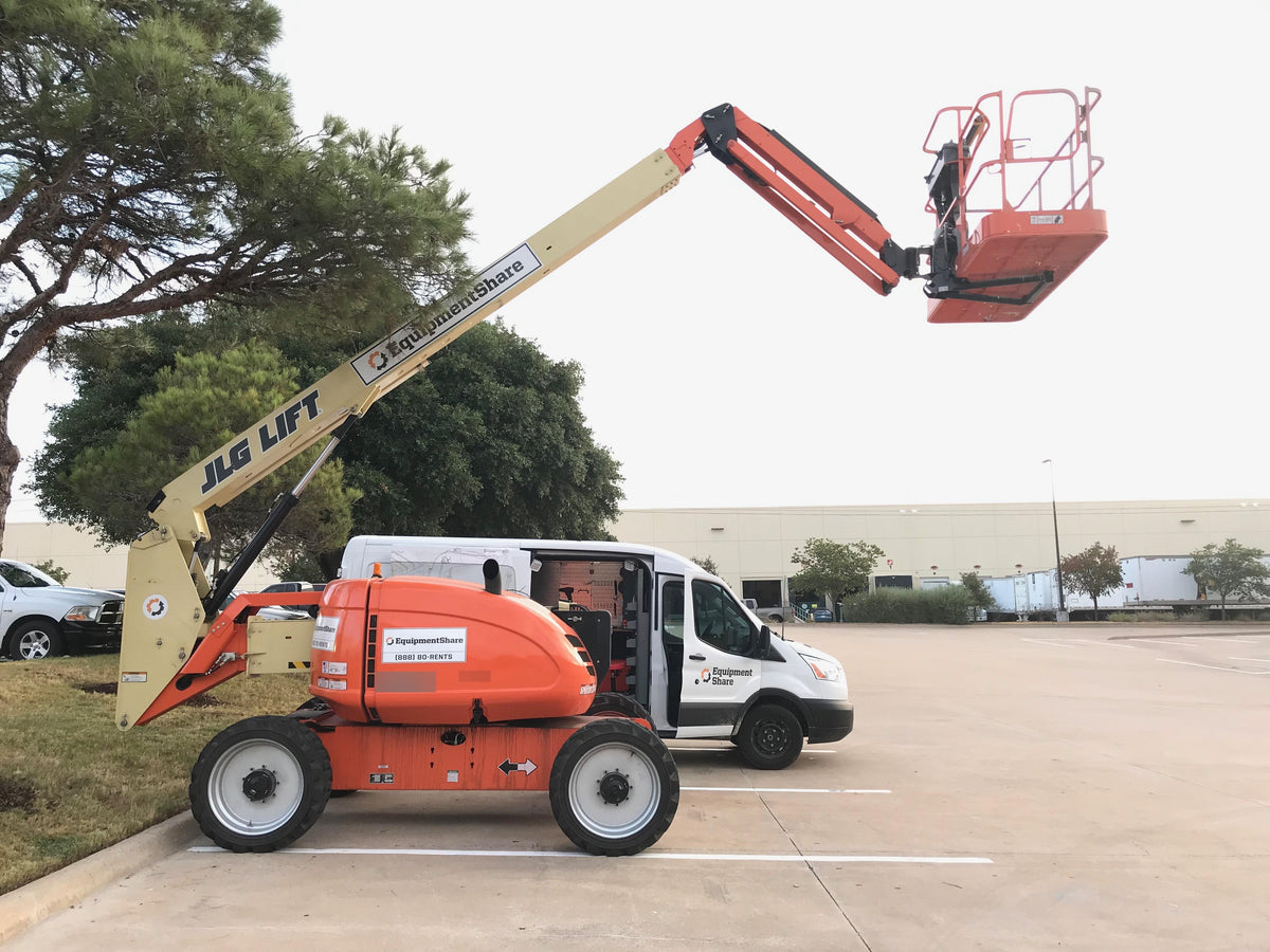 2019 JLG 600AJ