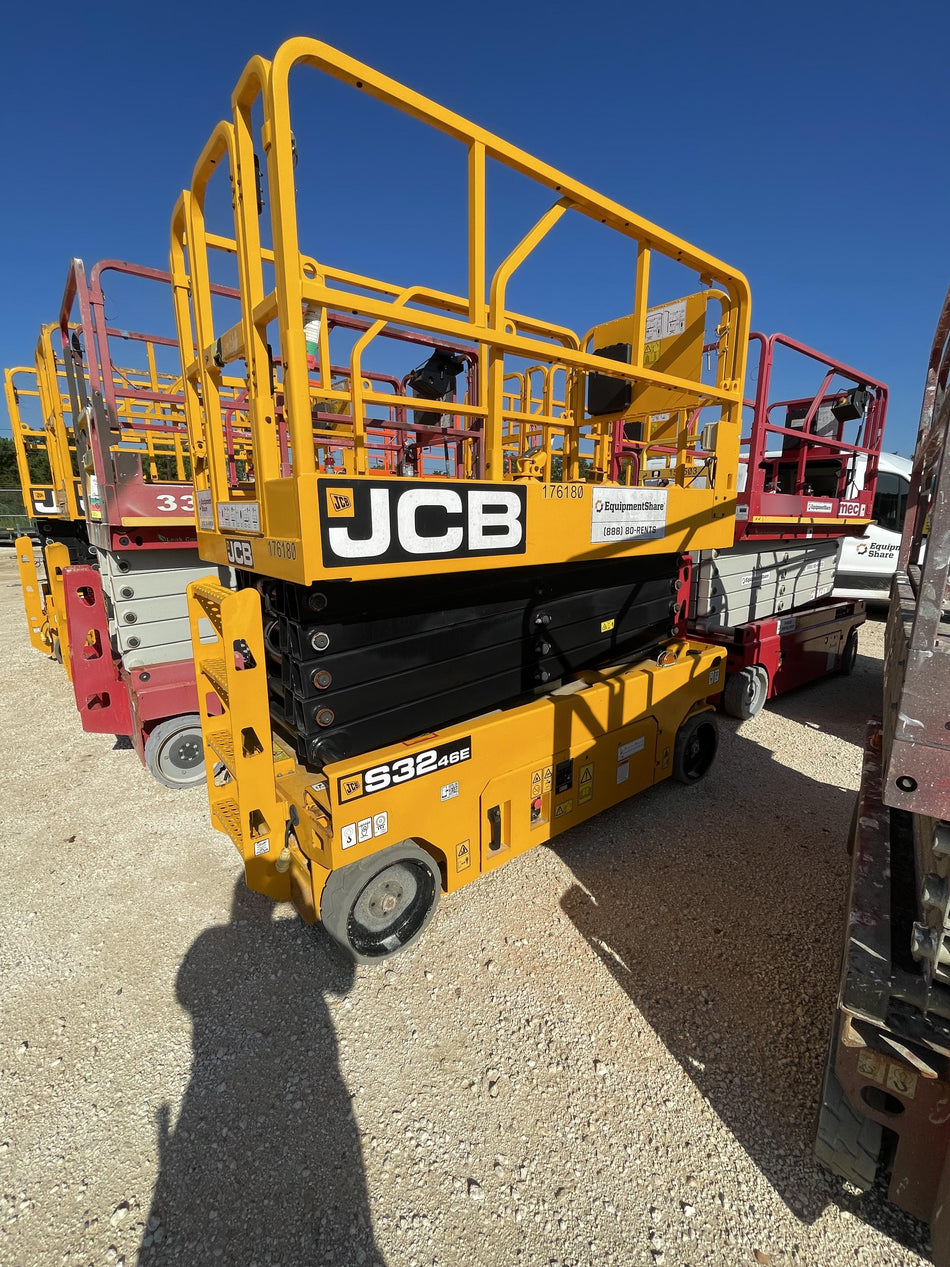 2021 JCB S3246E