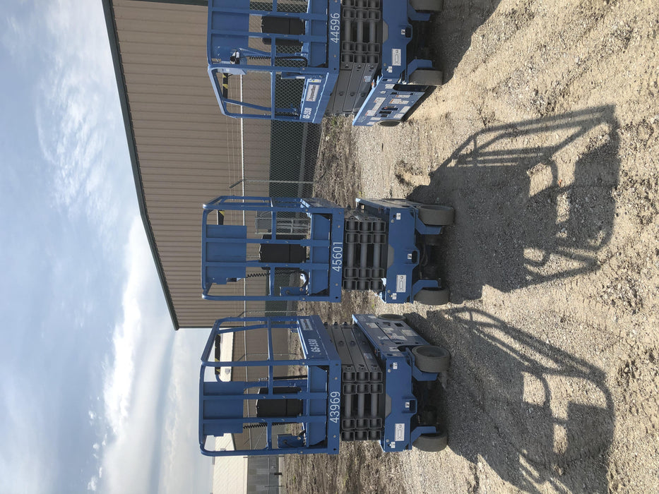 2019 Genie GS-1930 Fixed rails with chain Entry