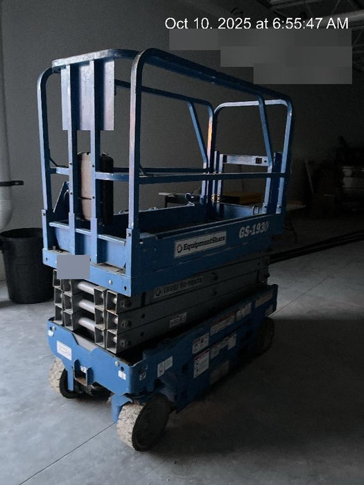 2020 Genie GS-1930 Solid Non Marking Tires, Beacon, Folding rails with half height swing gate