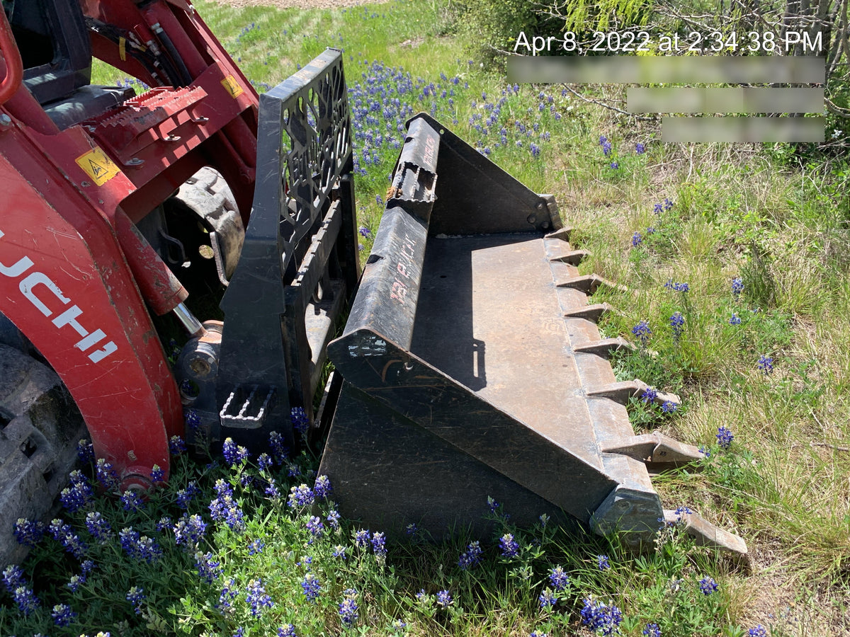 2020 EMKAY 48" Pallet Forks - Emkay