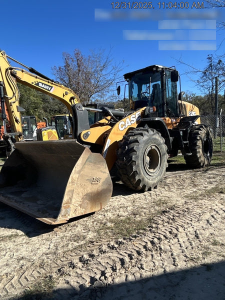 2023 CASE 821G
