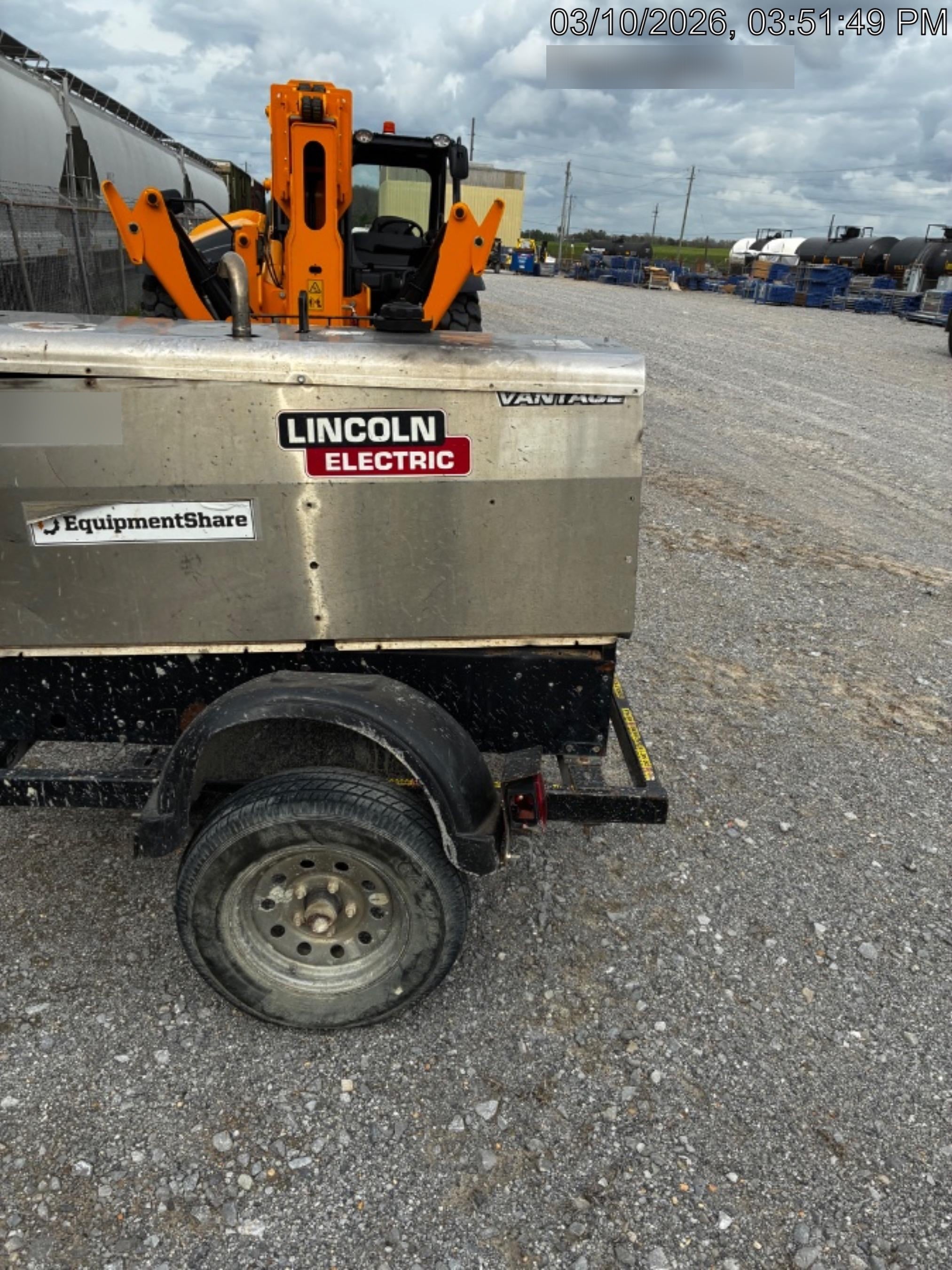 2019 Lincoln Electric Vantage 322 Welder Ready-Pak 3, Two wheel trailer, Fender and Light kit, Cable Rack