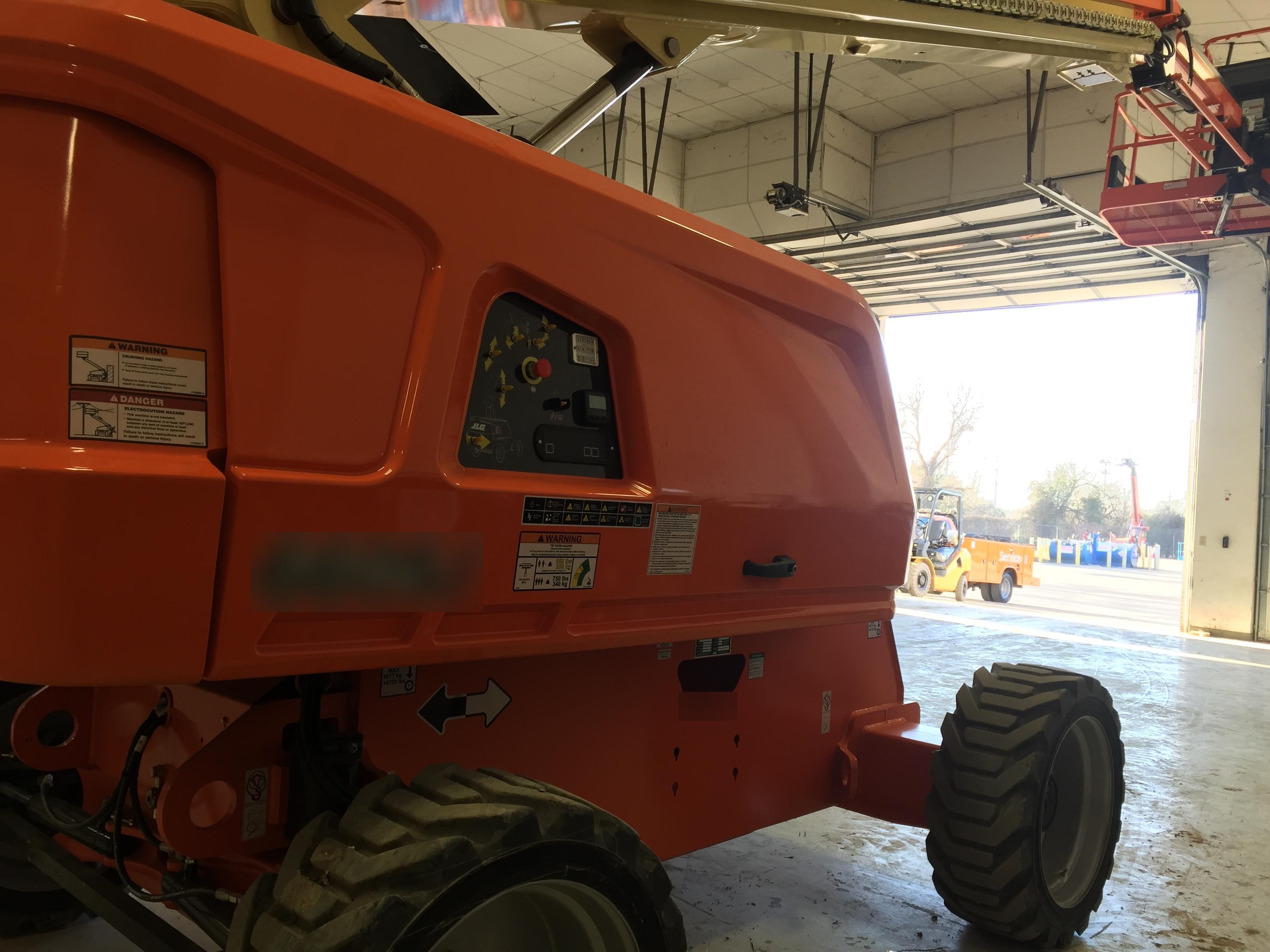 2018 JLG 660SJ