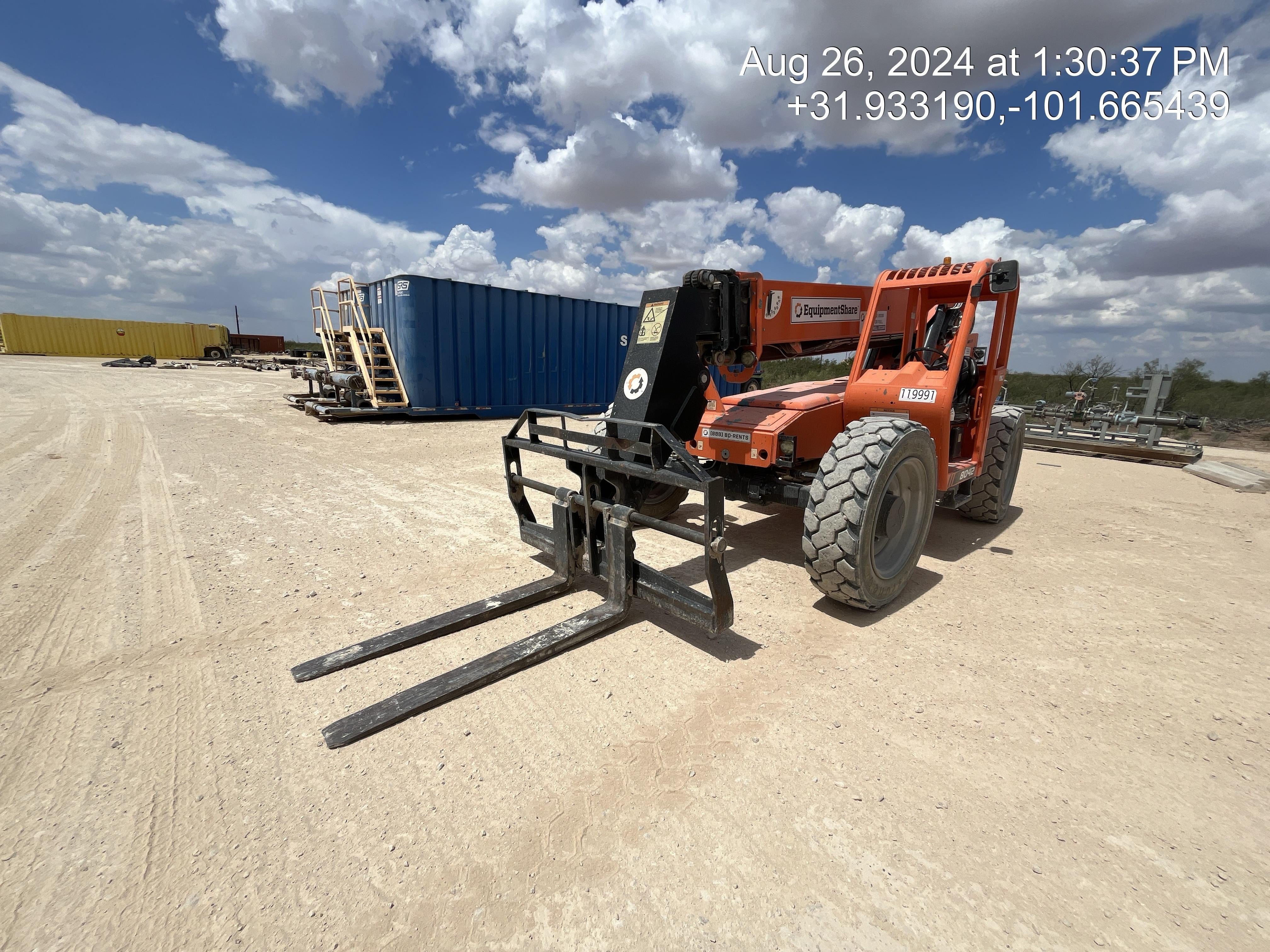 2021 SKYTRAK 8042