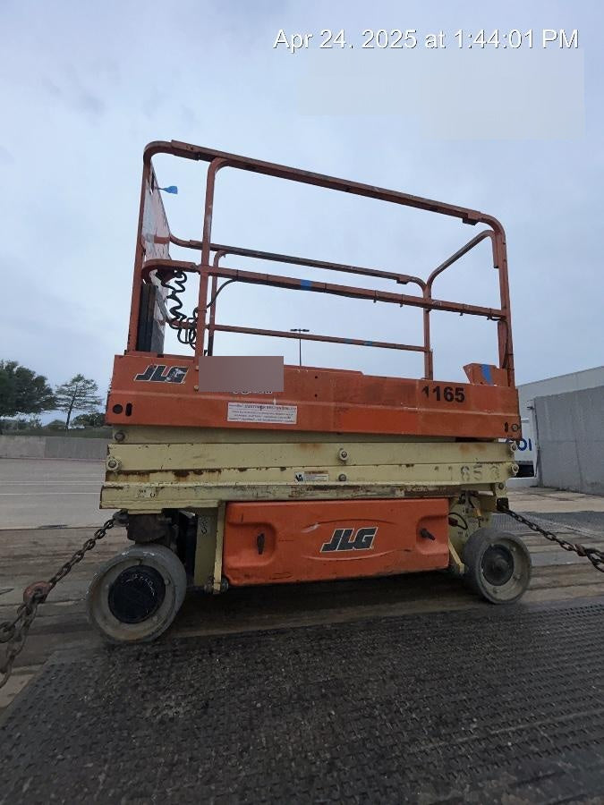 2016 JLG 1930ES