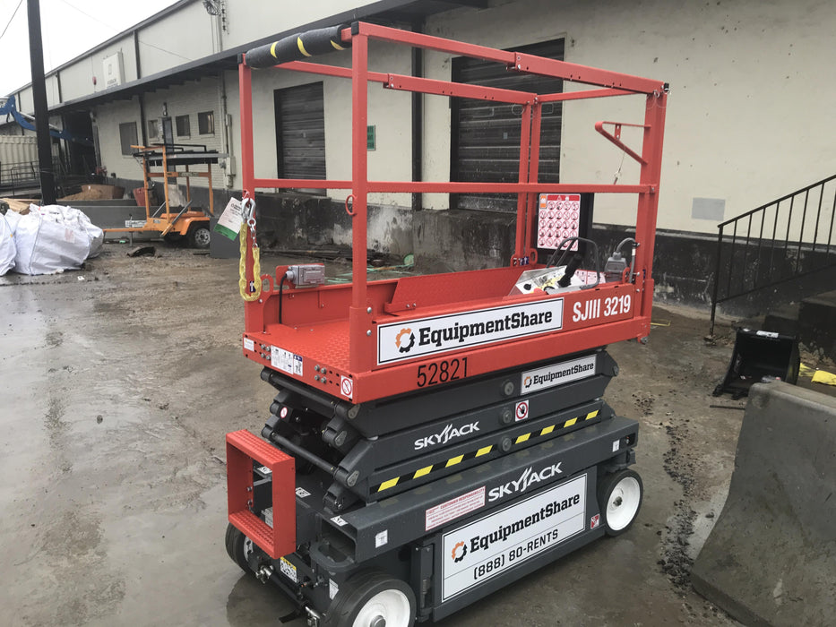 2019 Skyjack SJIII-3219 Standard Options, Trojan Batteries