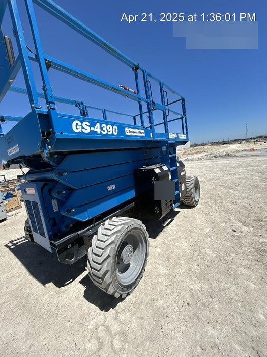 2020 GENIE GS-4390 RT