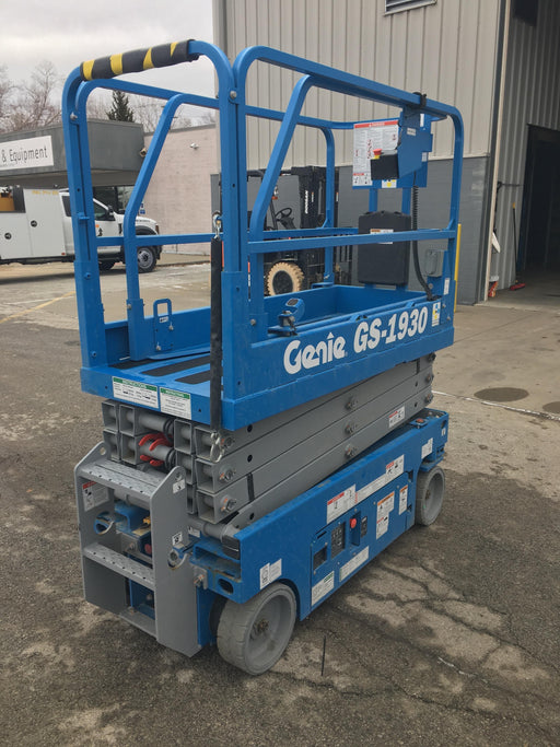 2018 Genie GS-1930 Genie GS-1930 w/Fixed Rail, Chain Entry