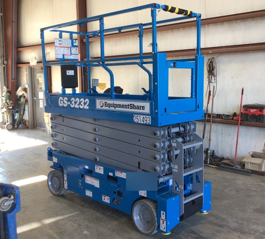 2022 GENIE GS-3232