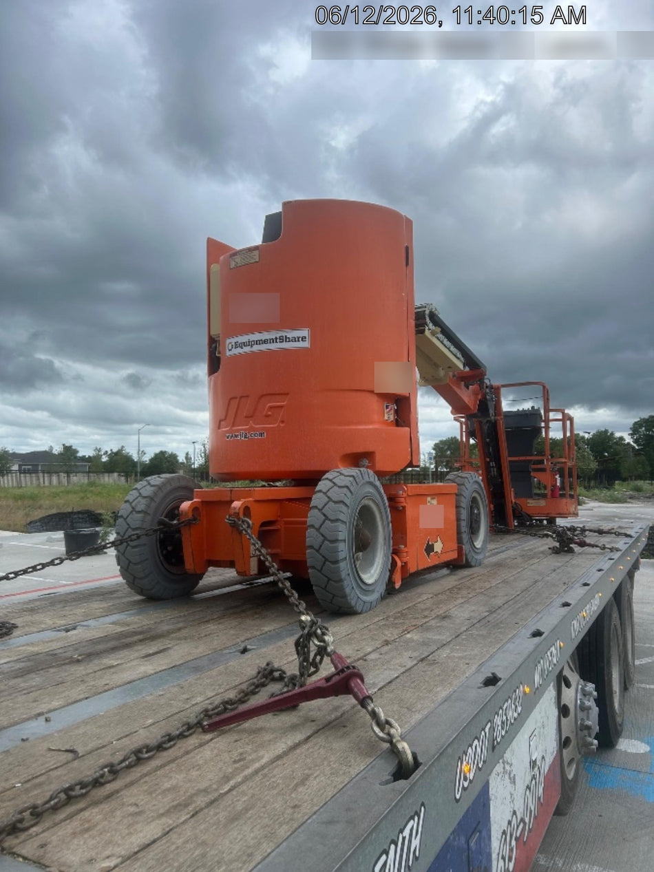 2019 JLG E300AJP