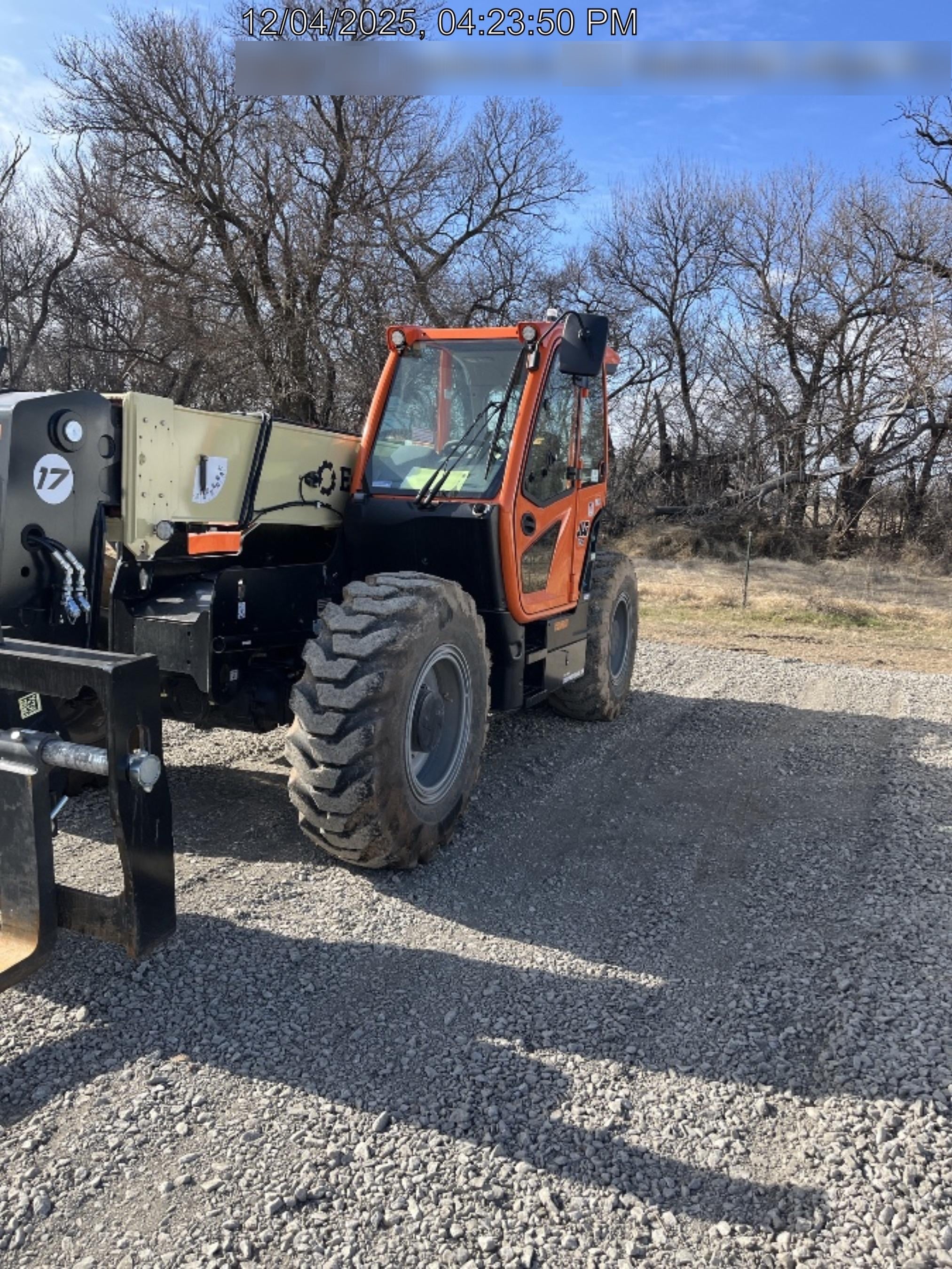 2025 JLG 1732