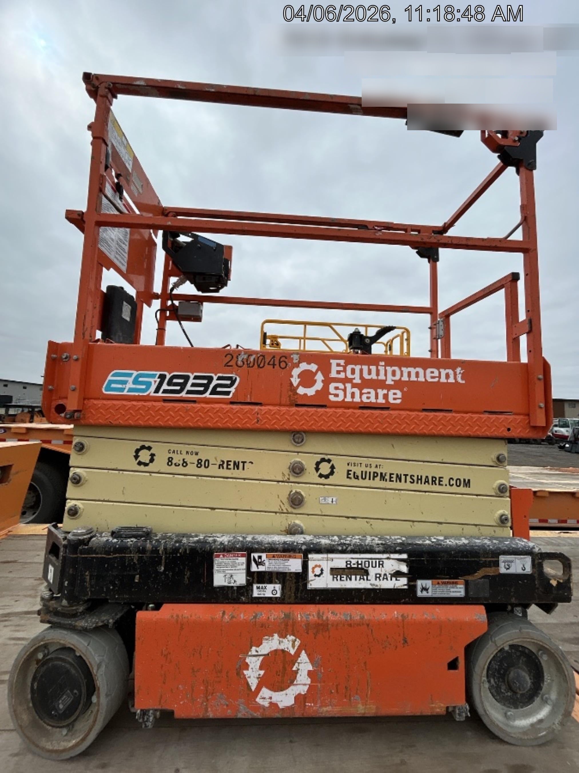 2022 JLG ES1932