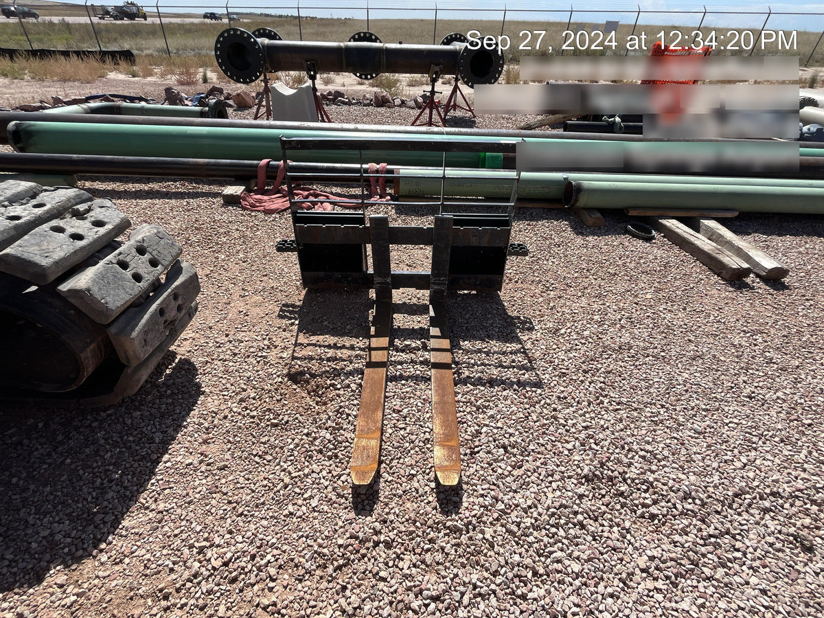 2021 ARROW MATERIAL HANDLING 60" Pallet Forks