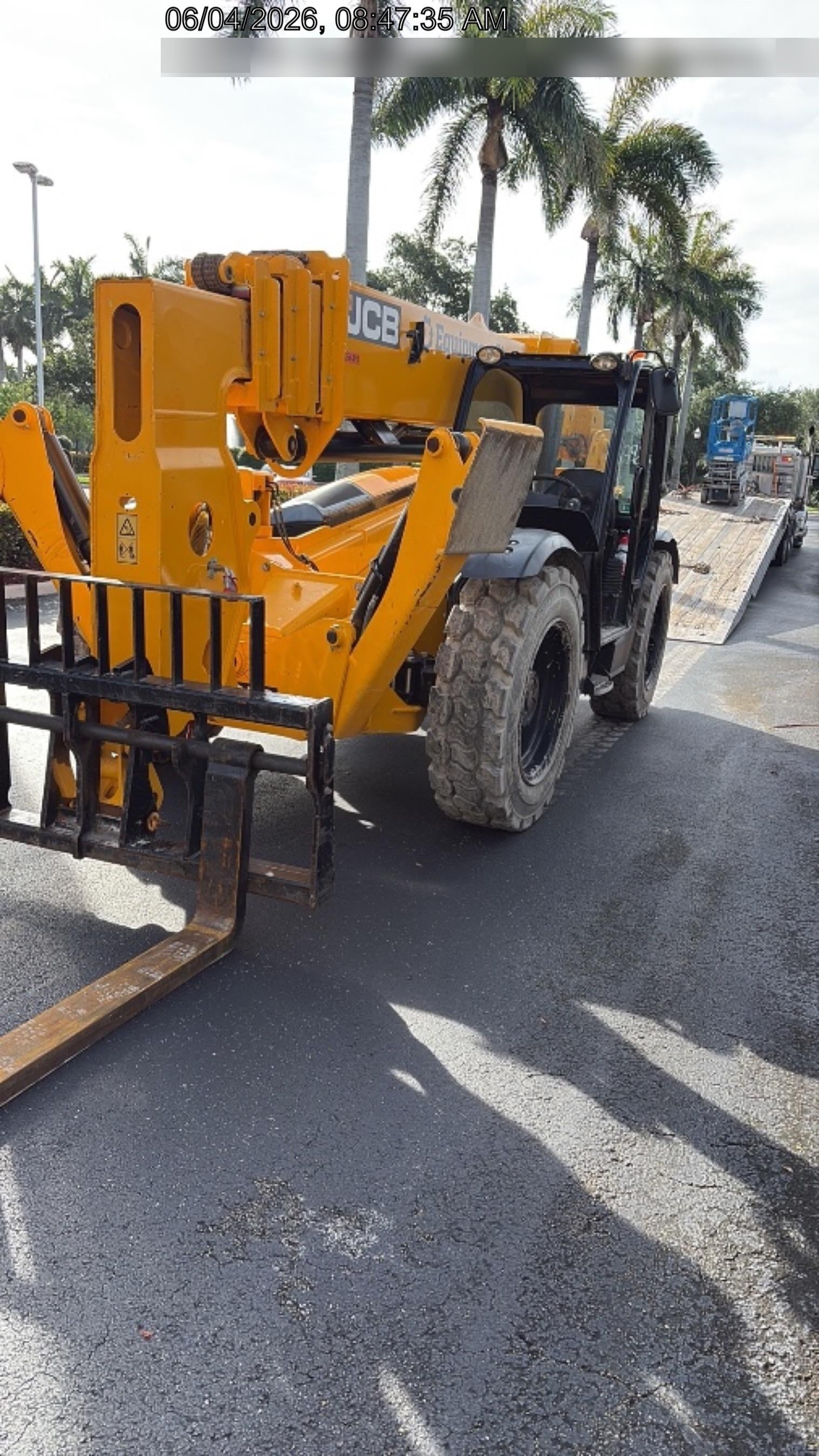 2025 JCB 512-56