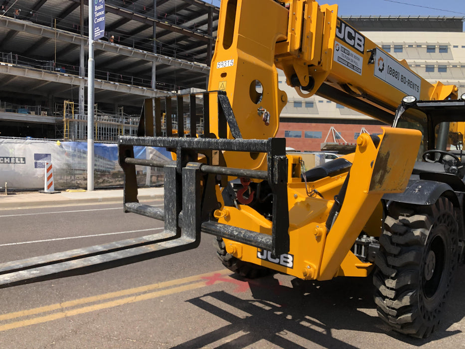 2020 JCB 512-56 Canopy, 74 HP, Solid Tires, STD Worklight, Beacon, Aux Hydraulics, Lifting Eye, Backup Alarm w/66" Carriage, 60" Forks