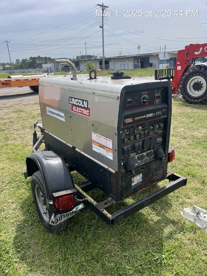 2019 Lincoln Electric Vantage 322 Welder Ready-Pak 3, Two wheel trailer, Fender and Light kit, Cable Rack