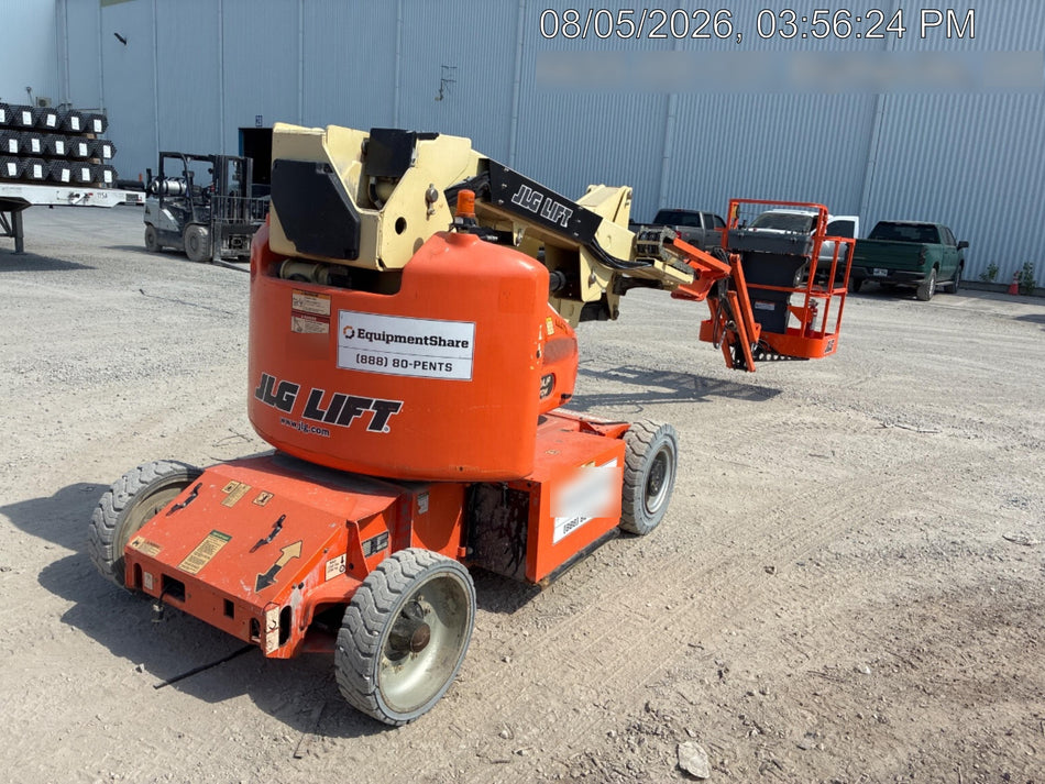 2019 JLG E400AJPN