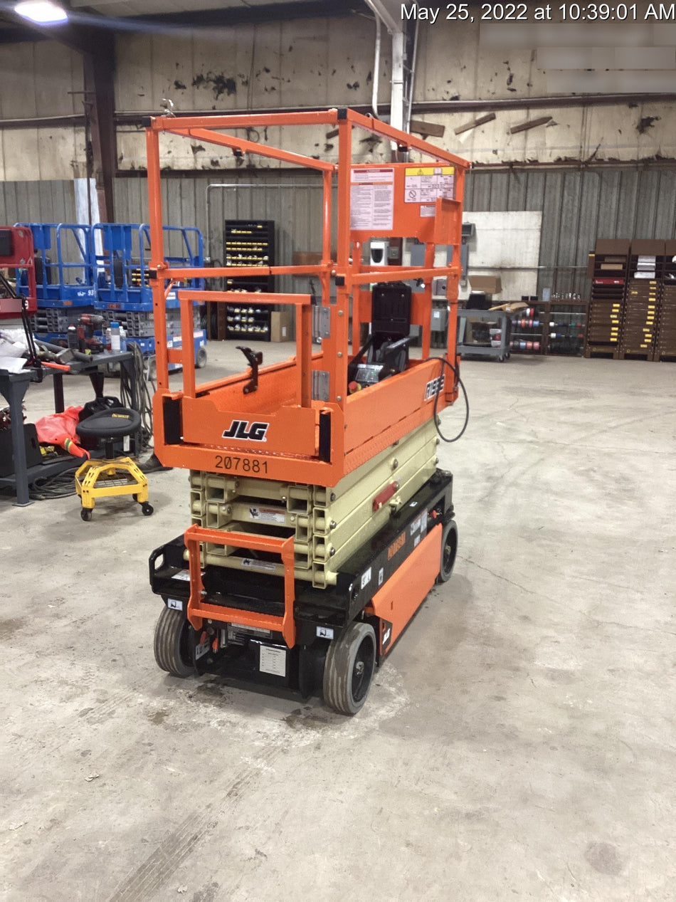 2022 JLG R1932