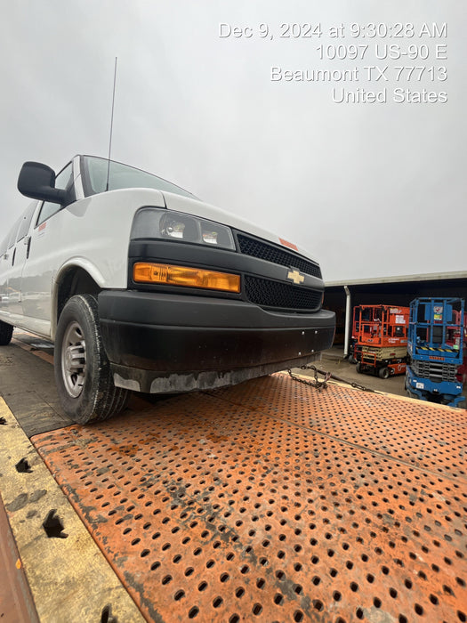 2023 CHEVROLET Express Van - Rental