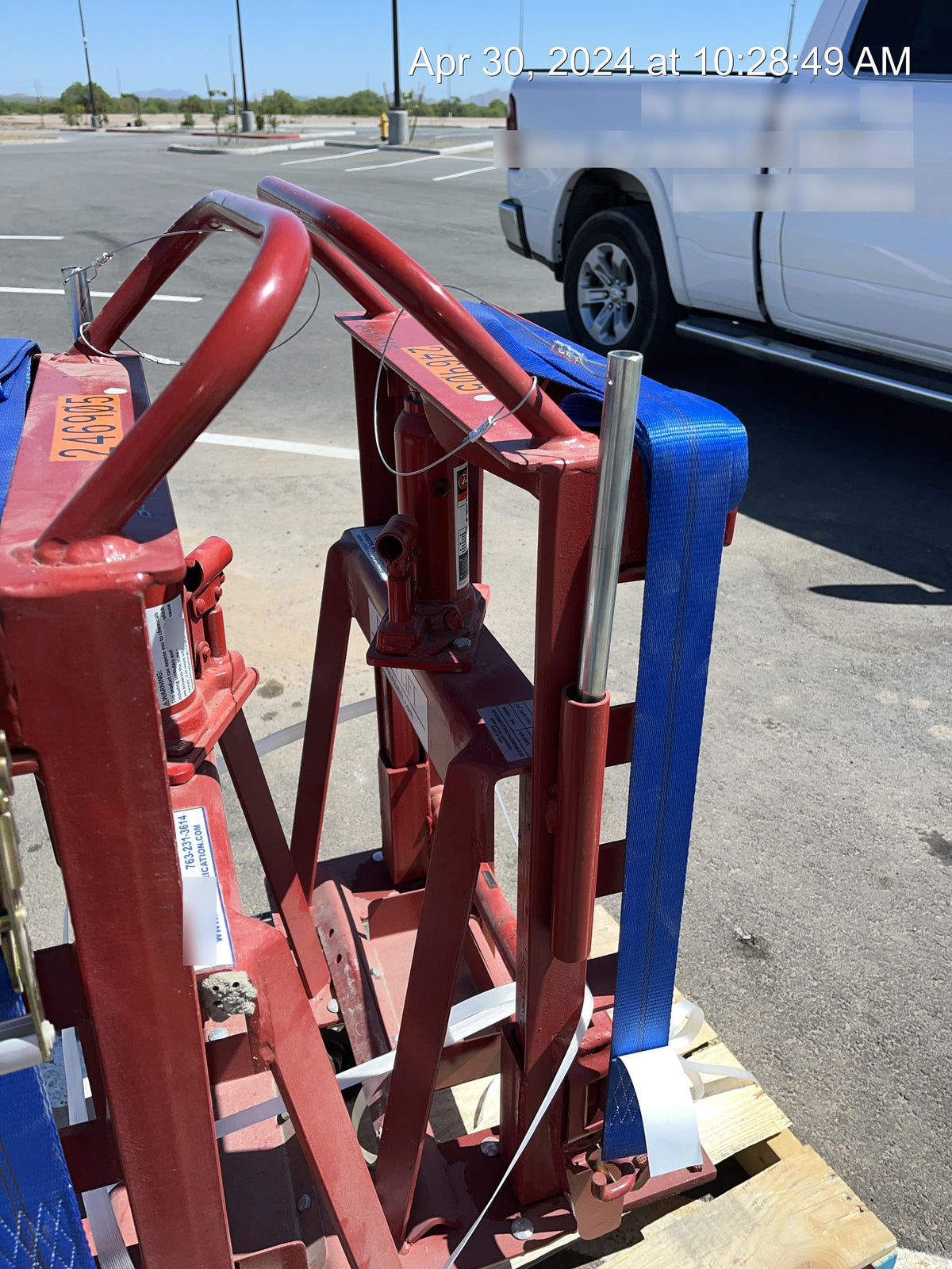 2022 ROL-A-LIFT M-6