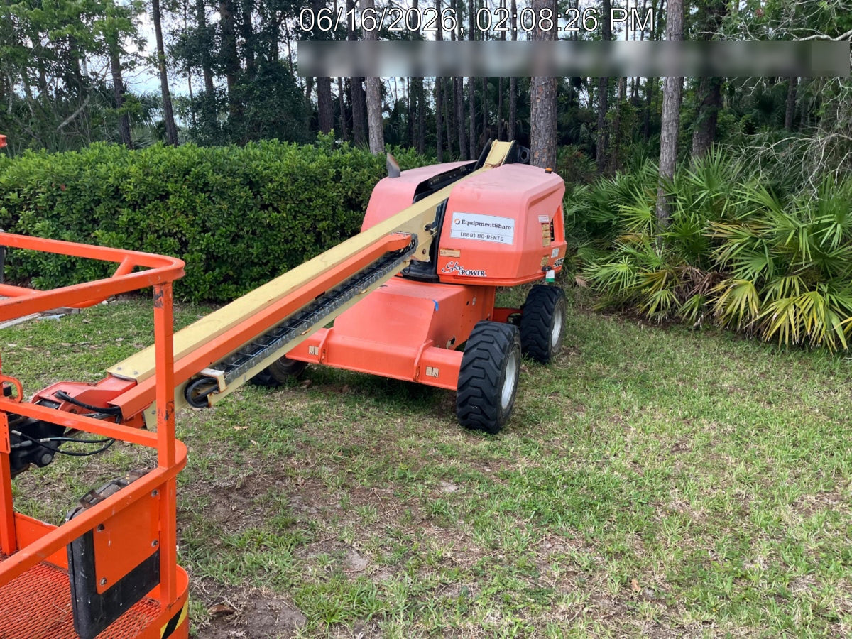 2021 JLG 400S