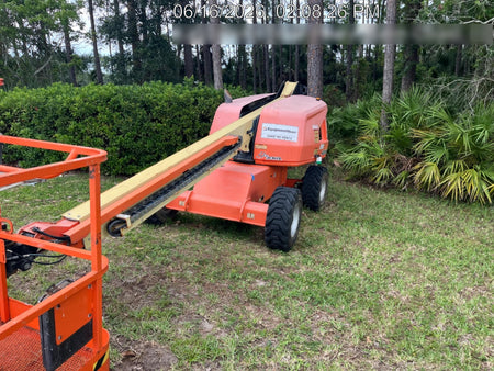 2021 JLG 400S