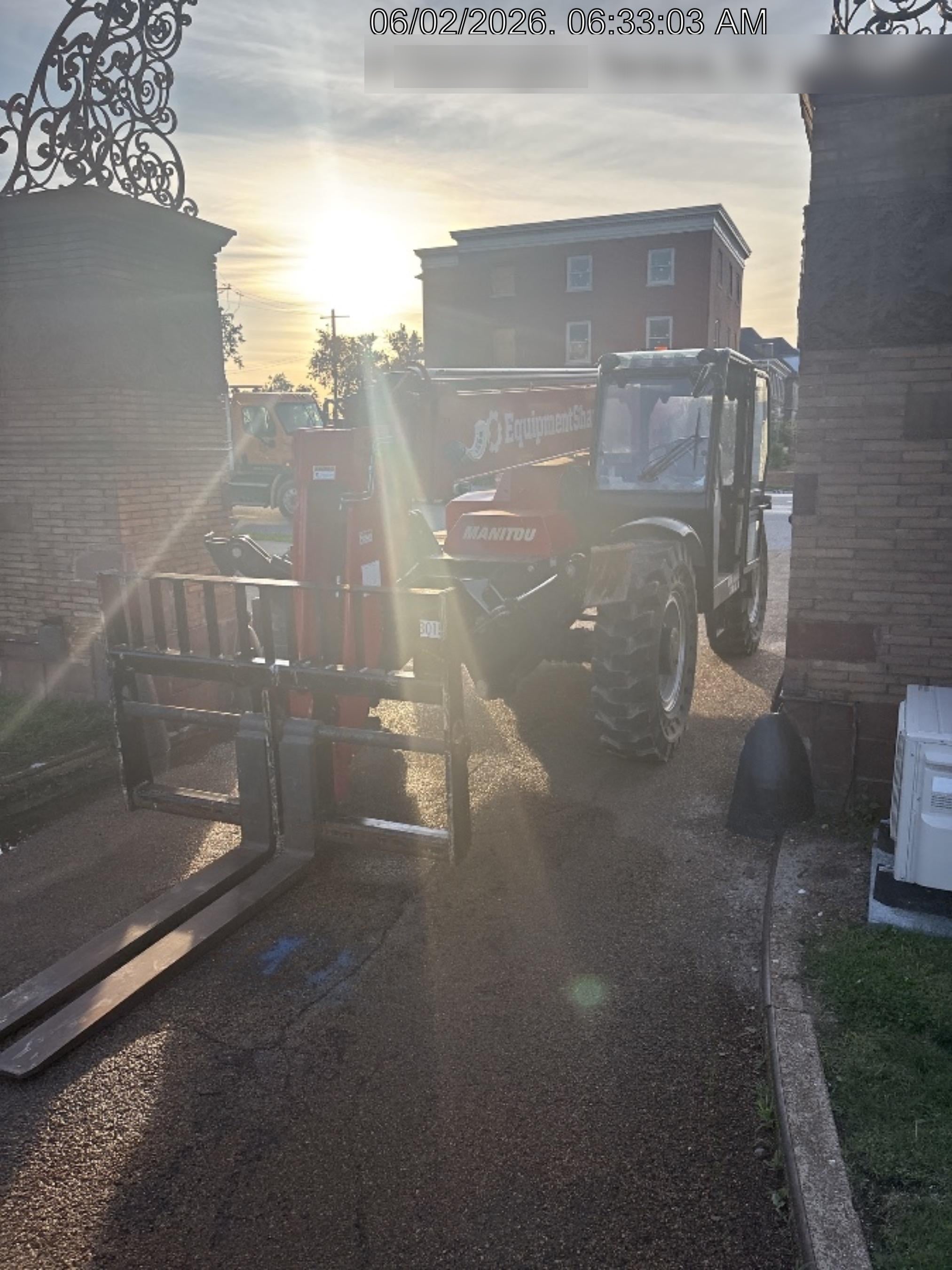 2023 MANITOU MTA10055