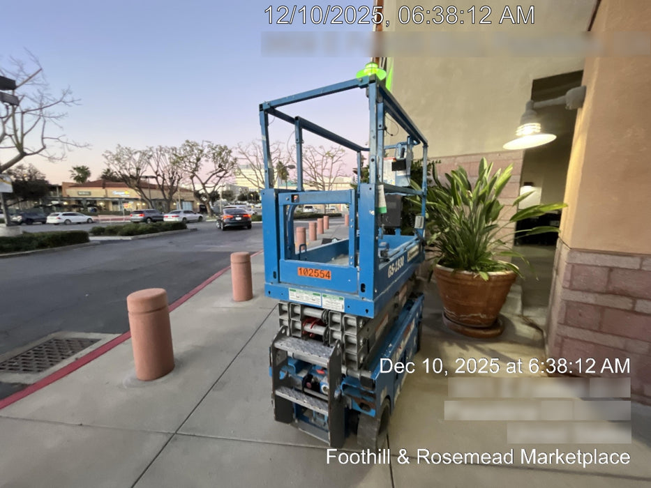 2020 Genie GS-1930 Solid Non Marking Tires, Beacon, Folding rails with half height swing gate, 800W Inverter