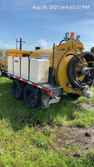 2021 VAC-TRON LP573XDT