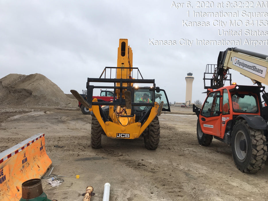 2020 JCB 510-56 Cab/Heat/Air, 74 HP, Solid Tires, STD Worklight, Beacon, Aux Hydraulics, Lifting Eye, Back up Alarm w/66" Carriage/60" Forks