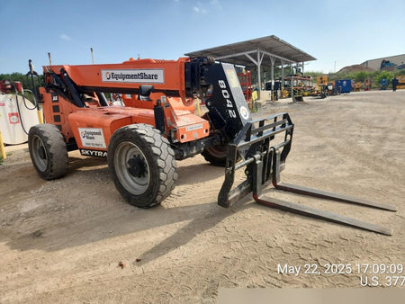 2022 SKYTRAK 8042