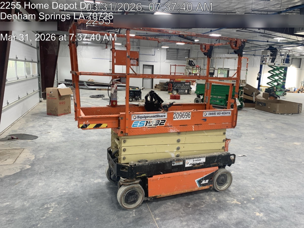2022 JLG ES1932