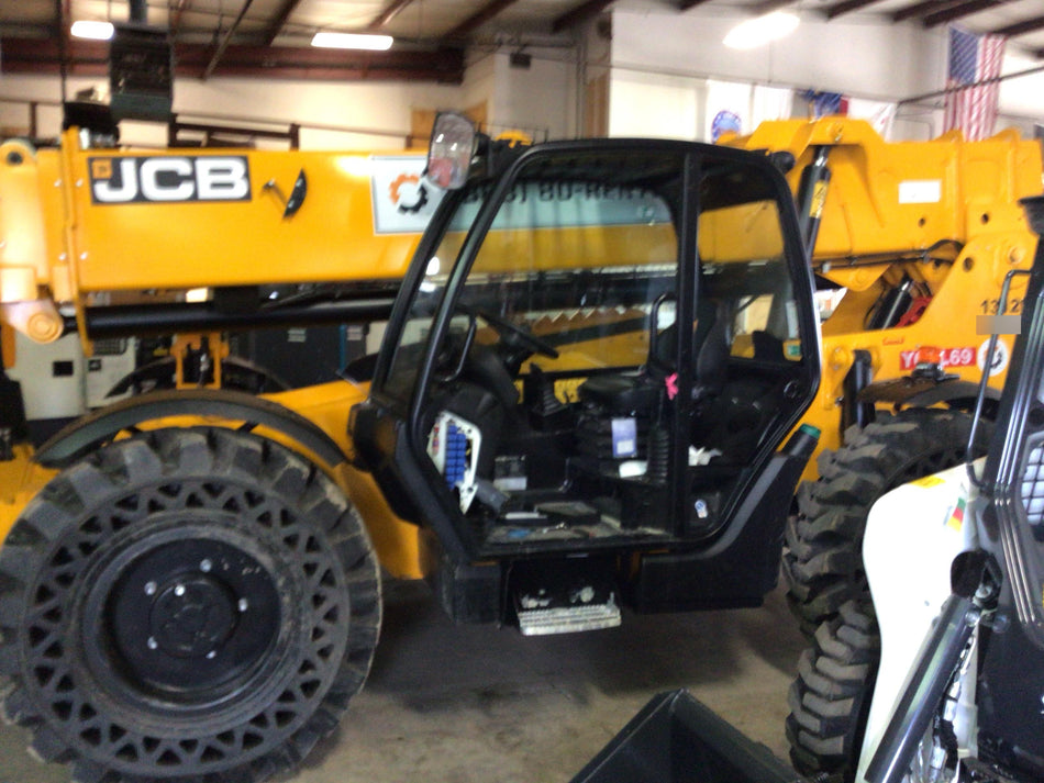 2021 JCB 512-56