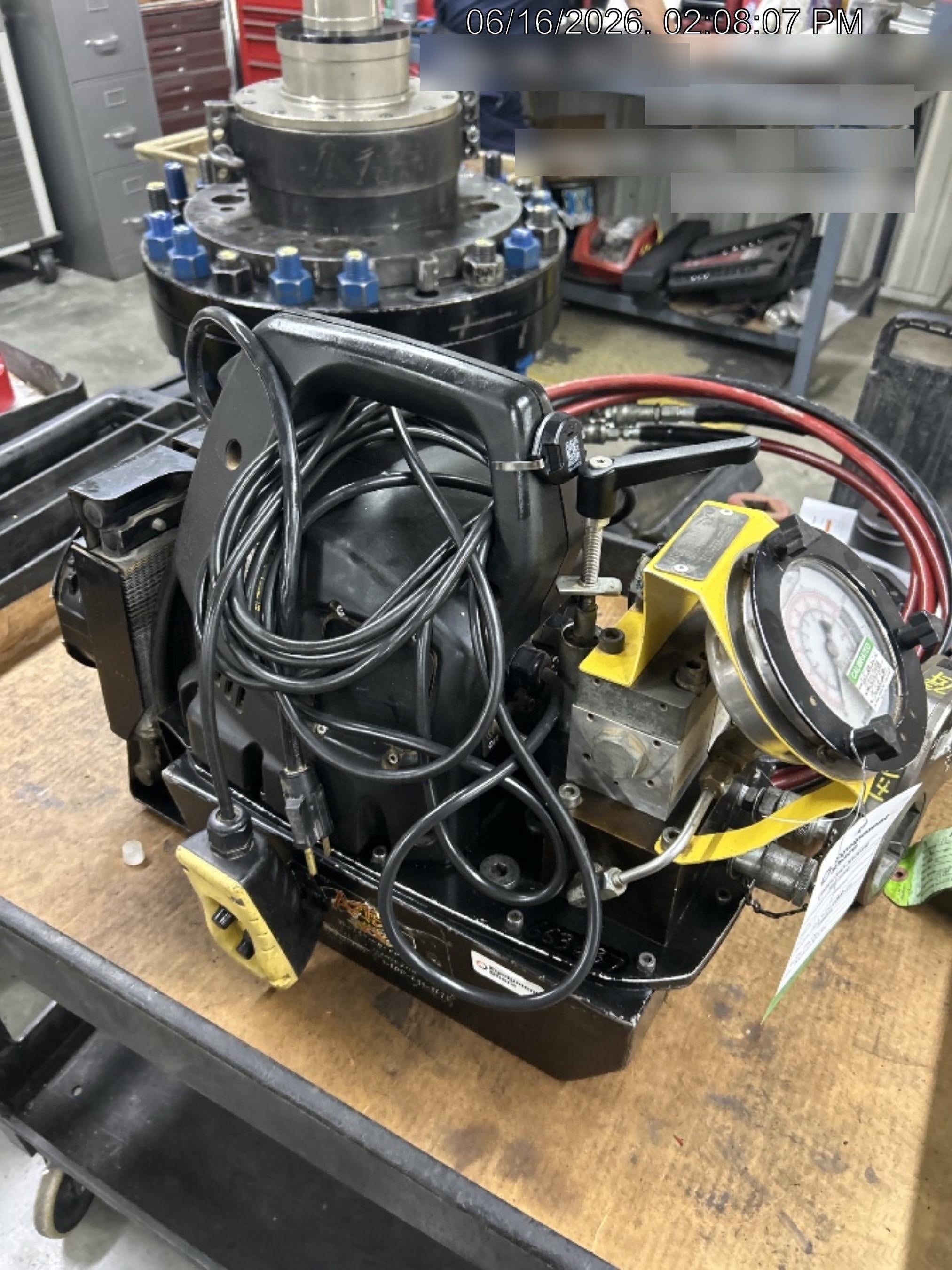 2040 ENERPAC ZU4208BB-QH