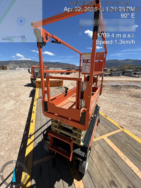 2022 JLG ES1932