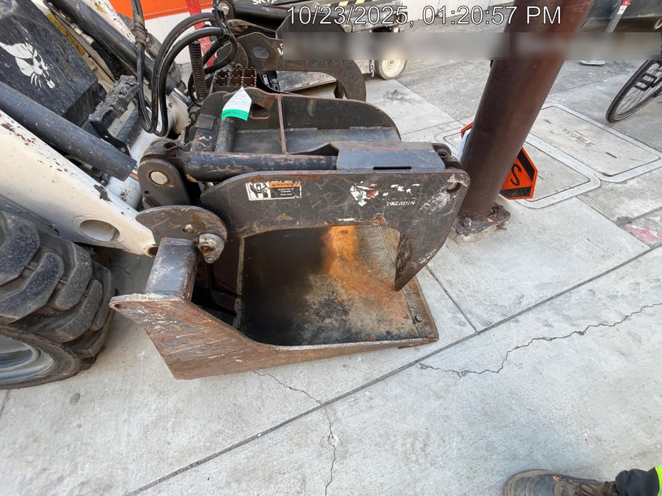 2019 PALADIN 76" Scrap Grapple Bucket - Paladin