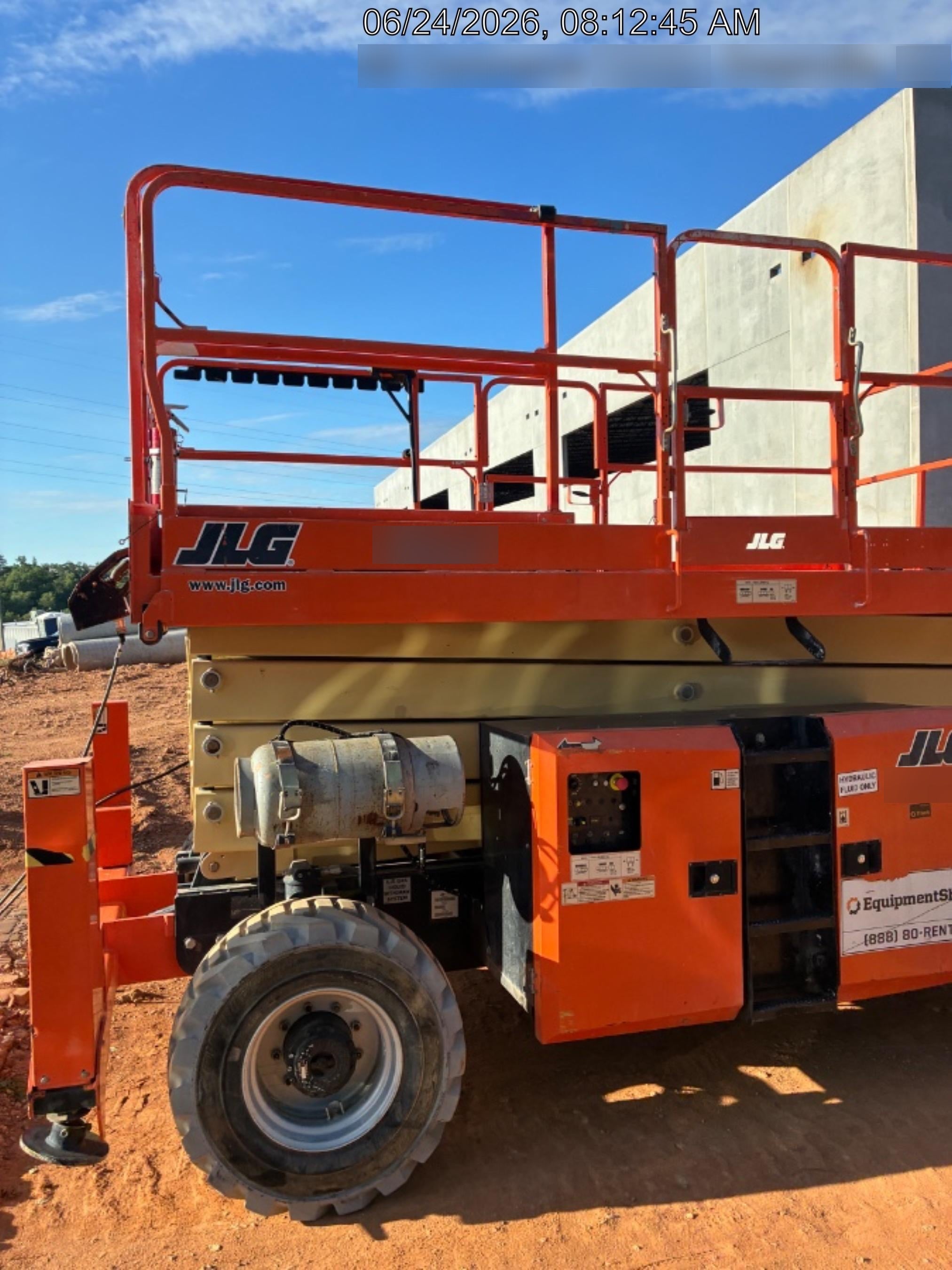 2019 JLG 430LRT
