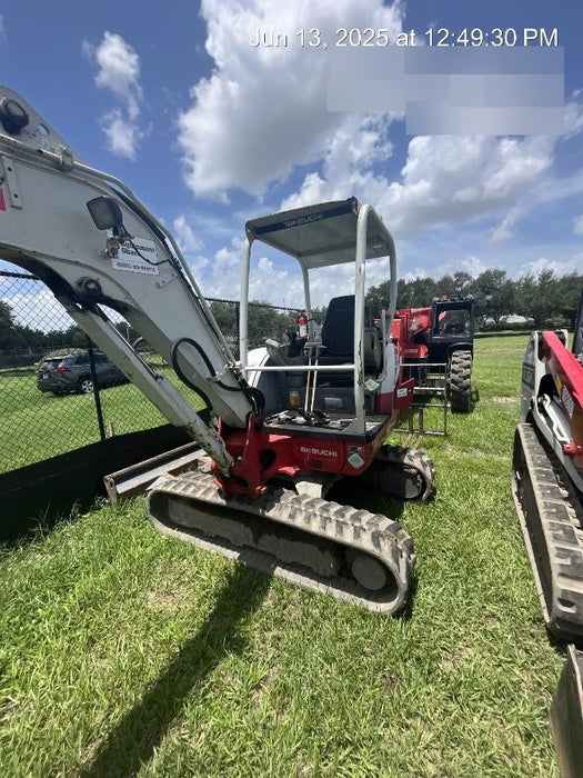 2020 TAKEUCHI TB235-2R