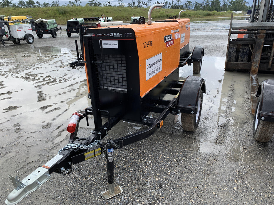 2021 Lincoln Electric Vantage 322 Vantage 322 Ready Pak 3 w/ Decals, ORANGE (includes trailer, cable rack, fender light kit) NO Telematics