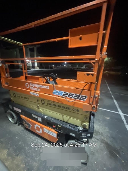 2022 JLG ES2632