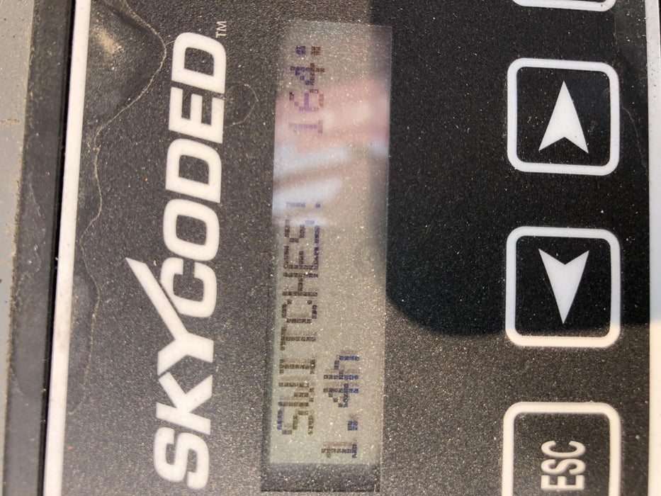 2020 Skyjack SJIII-3219 Solid NM Tires, Half height spring hinged entry gate, Dual Beacons, 800W Inverter