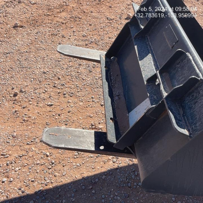 2023 BOBCAT 36" Mini Skid Steer Fork Carriage - Bobcat