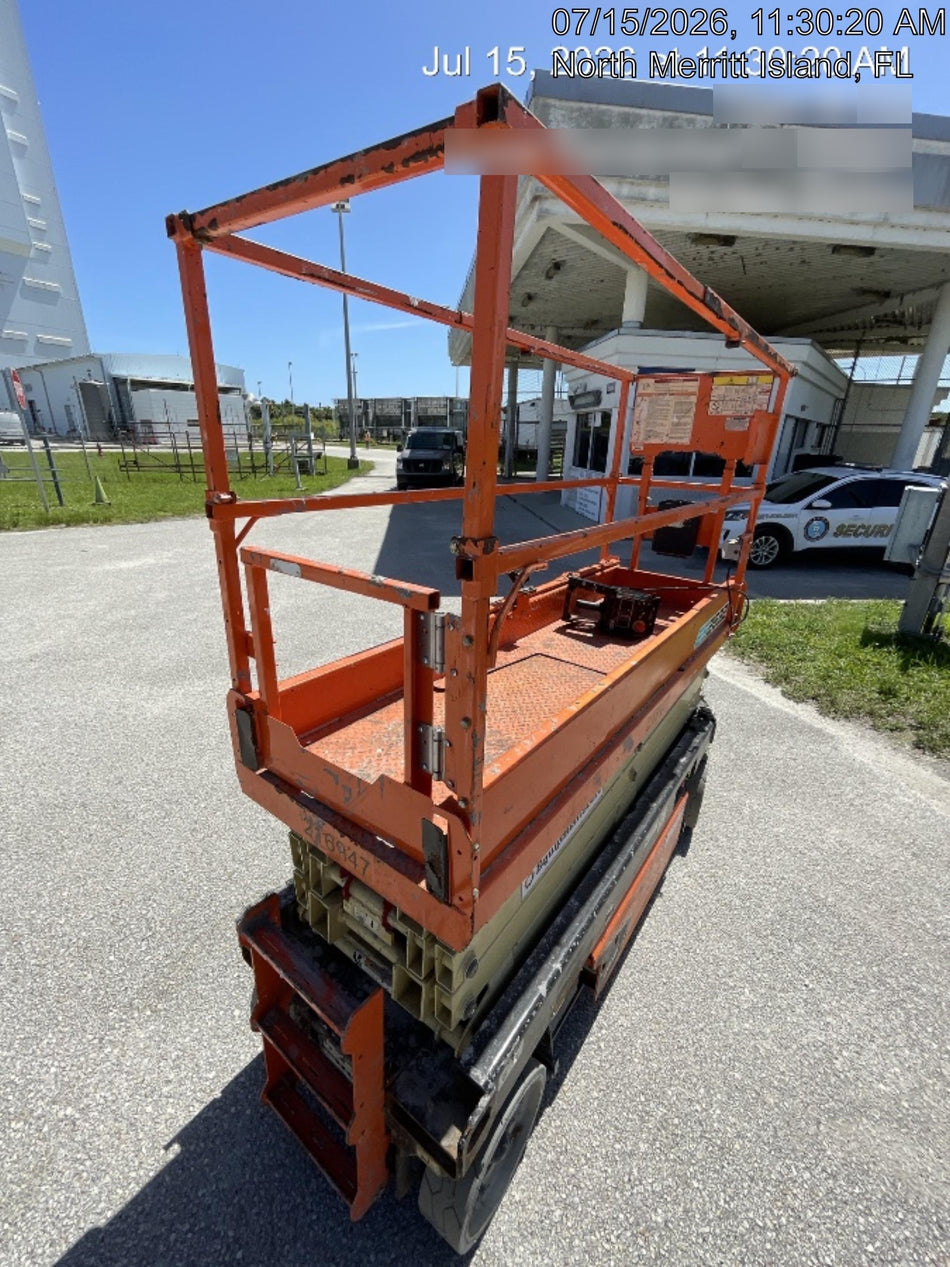 2022 JLG ES2632