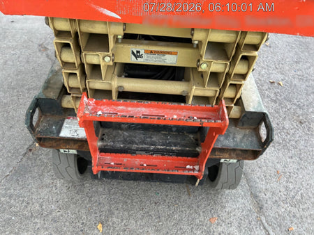 2022 JLG ES1932