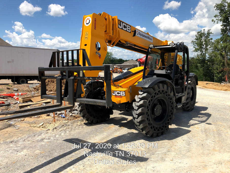 2020 JCB 509-42 Canopy, Solid Tires, Work Lights, Beacon, Aux Hydraulics, Back up Alarm, Lifting Eye, ES Decals