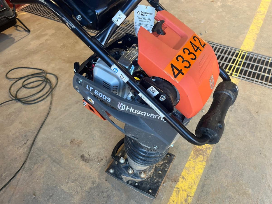 2024 HUSQVARNA LT6005