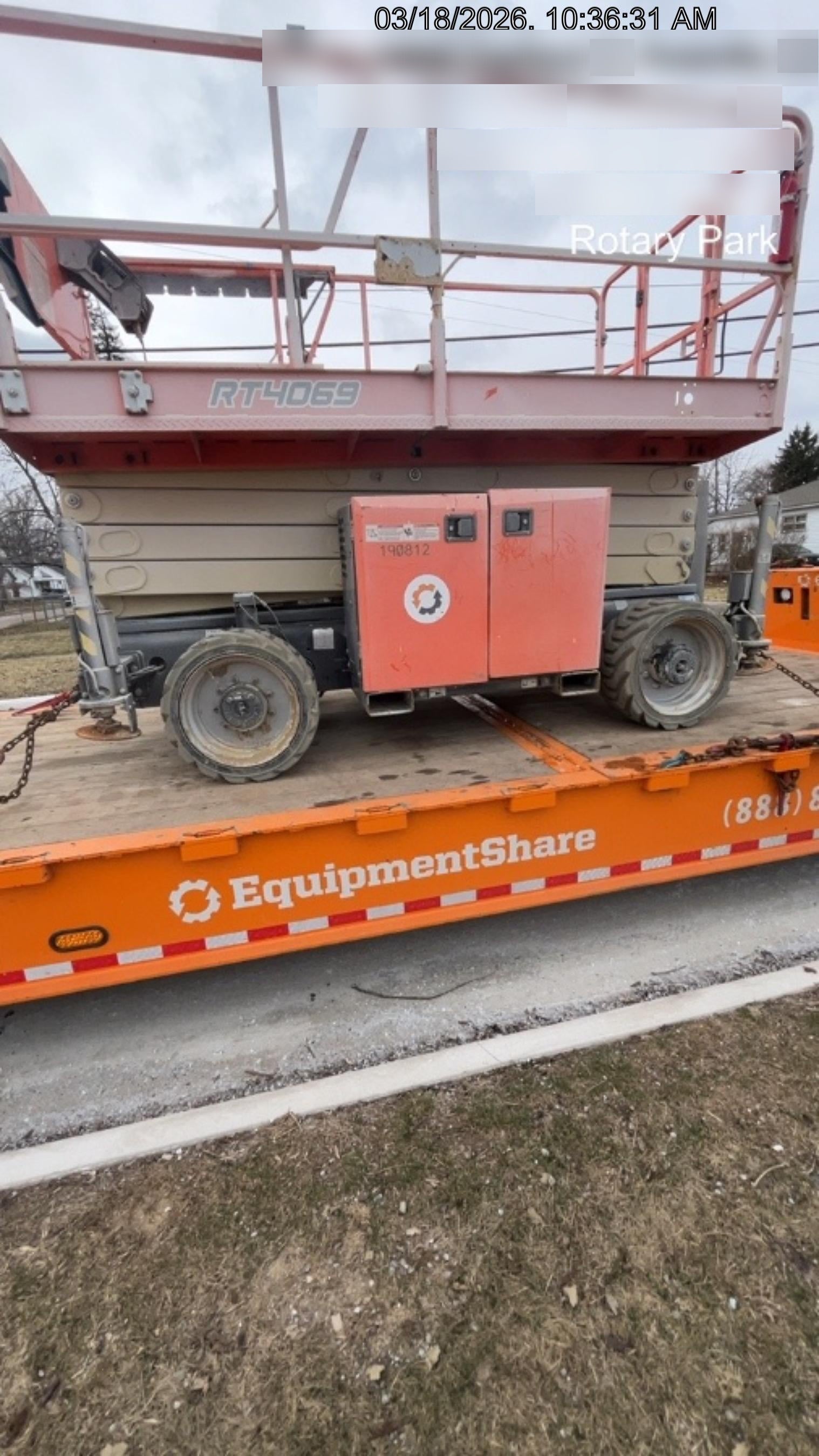 2021 JLG RT4069