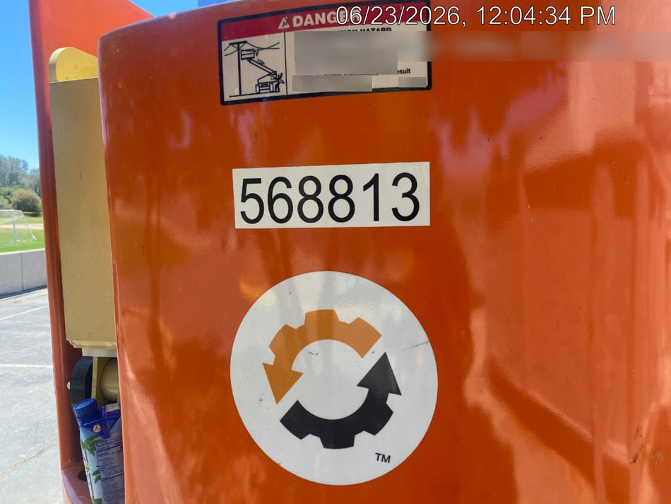 2025 JLG E300AJP