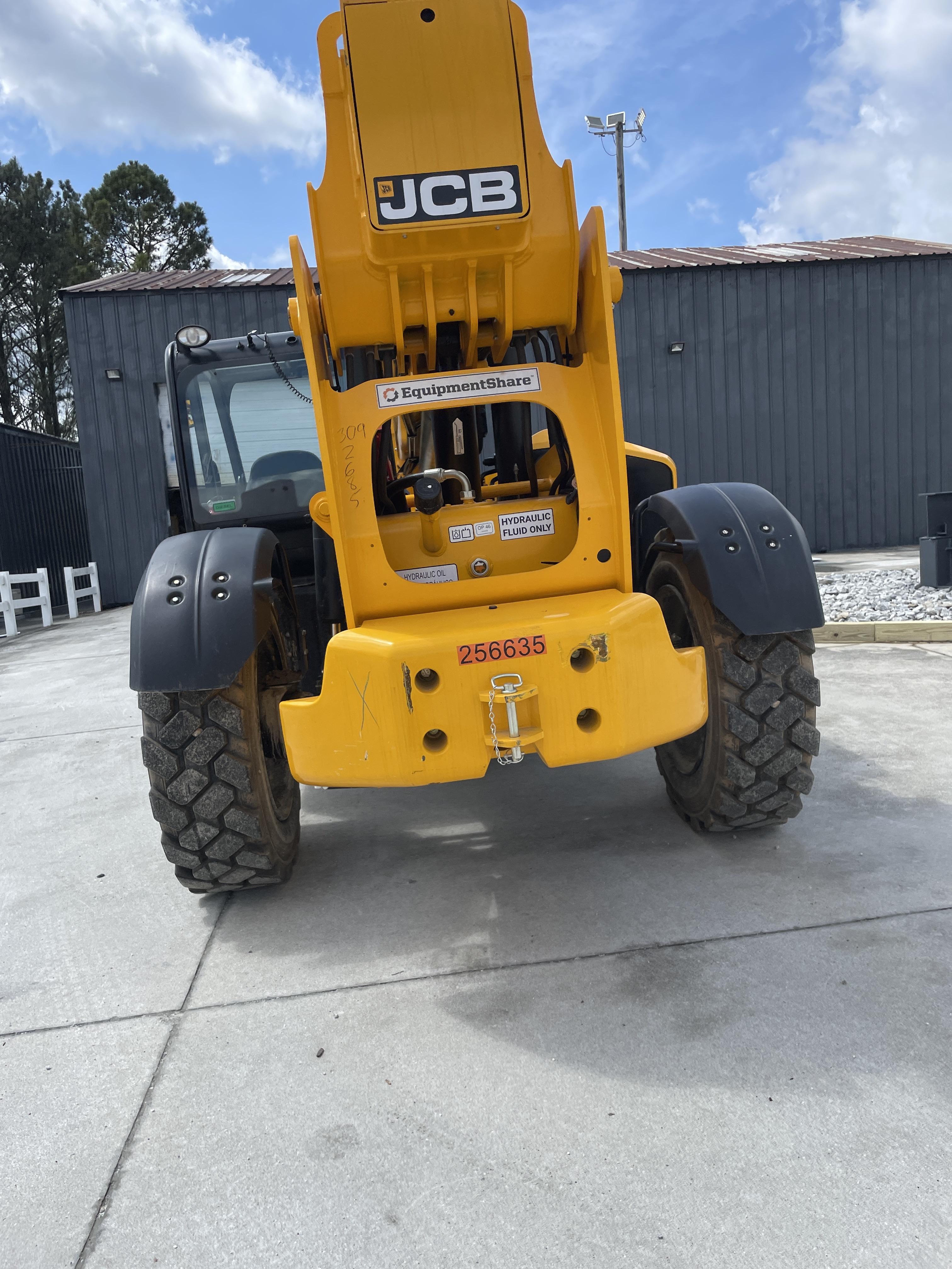2022 JCB 512-56